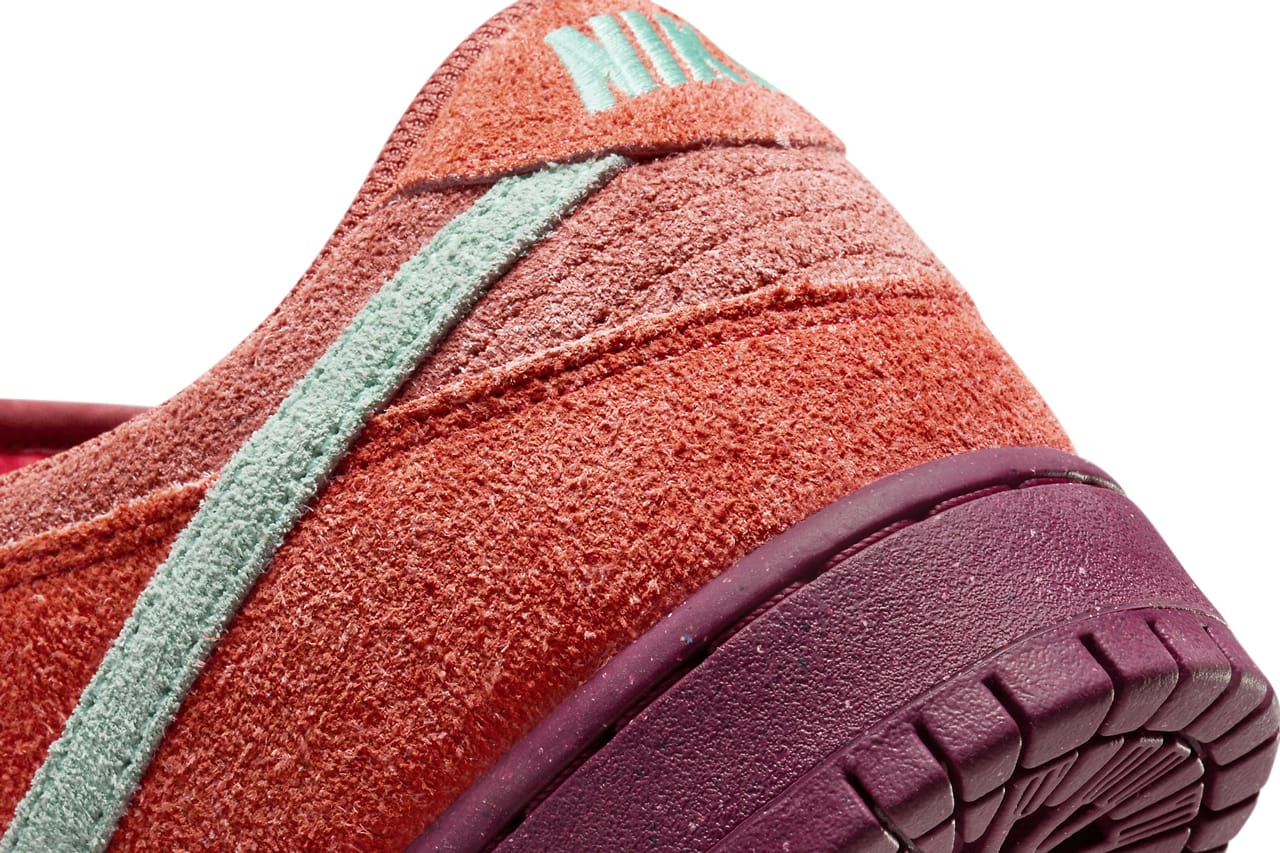 Nike SB Dunk Low Mystic Red DV5429-601 Release Info | Hypebeast