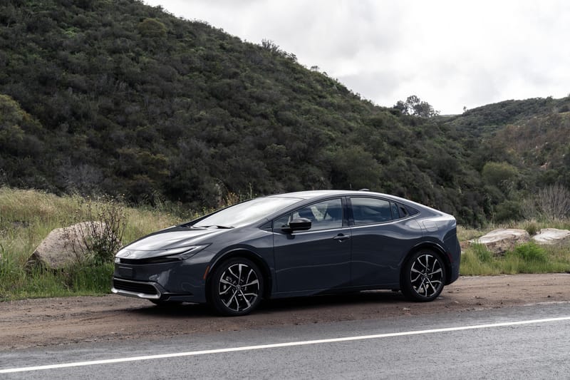 Toyota prius store prime hybrid