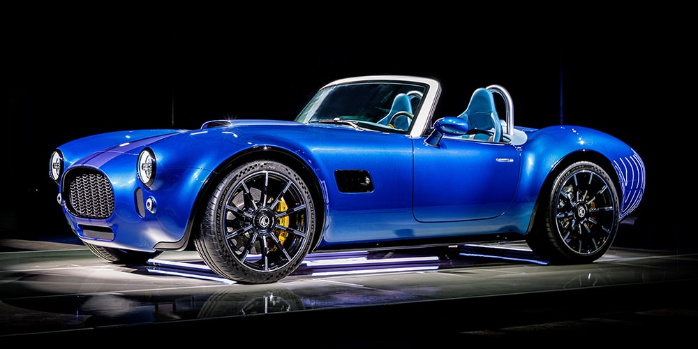 AC Cars возвращается в будущее со своим ностальгическим родстером Cobra GT