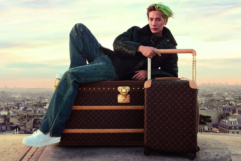 ✨Louis Vuitton ✨ファッション広告 ✨読売新聞✨ - メルカリ