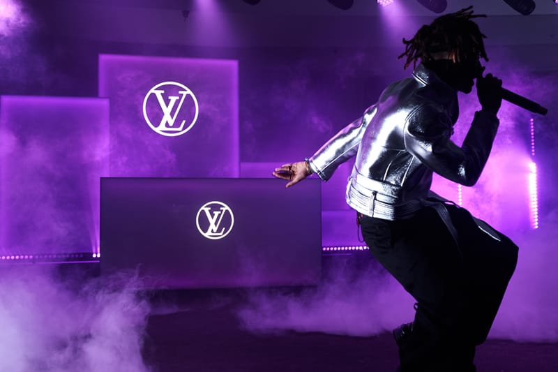 よし様最終ルイヴィトン スプリングインザシティミッドナイトフューシャパース ルイヴィトン韓国ショーのパーティに出演したジェイデン・スミスに密着