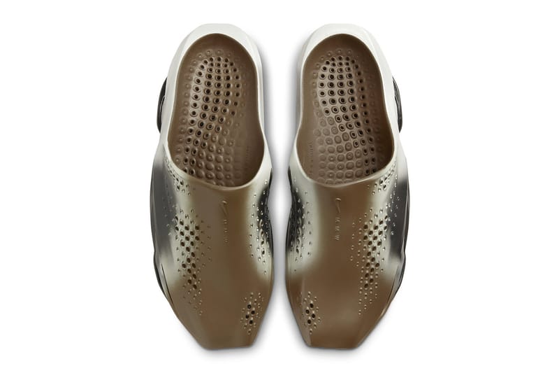 The Nike MMW 005 Slide Returns in The Nike MMW 005 Slide Returns in