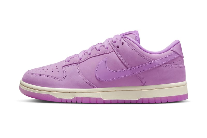 pink low top dunks
