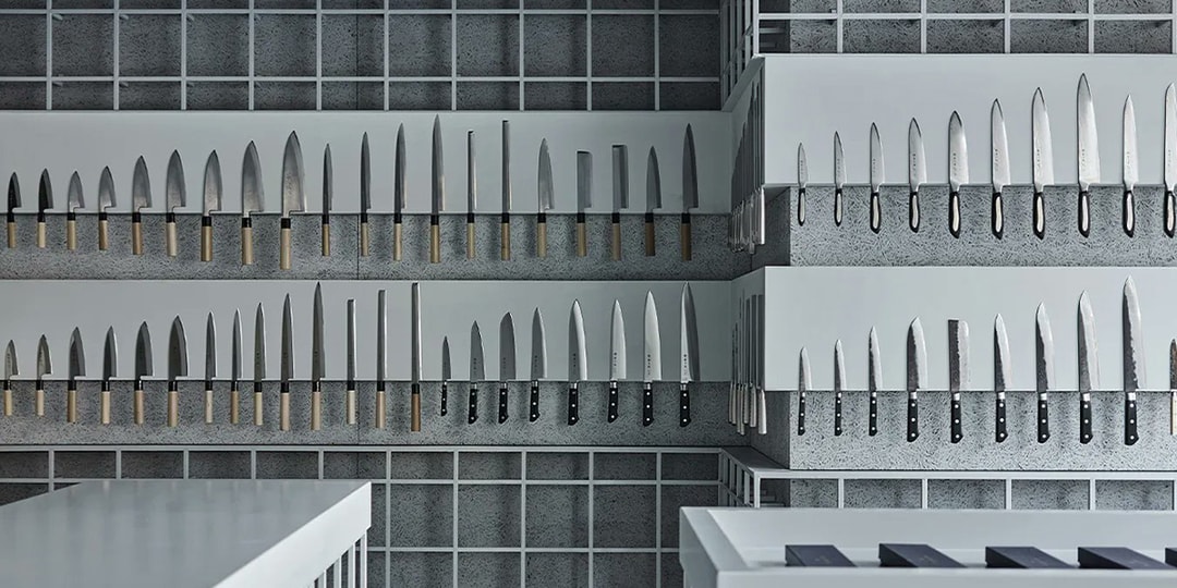 Katata Yoshihito Design и TOJIRO открыли галерею ультрасовременных ножей в Токио