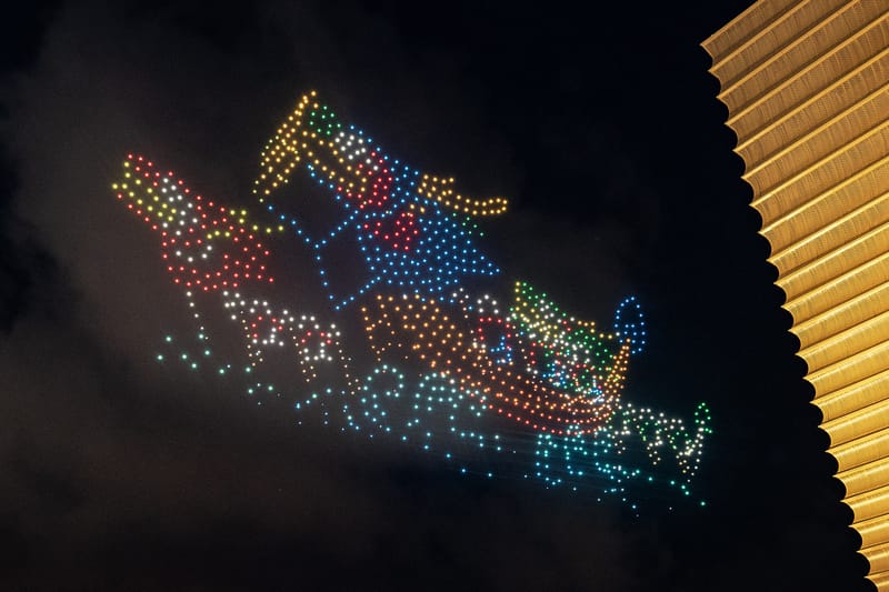 1,500 Drones Illuminate the Skies For Dragon Boat Festival | Hypebeast