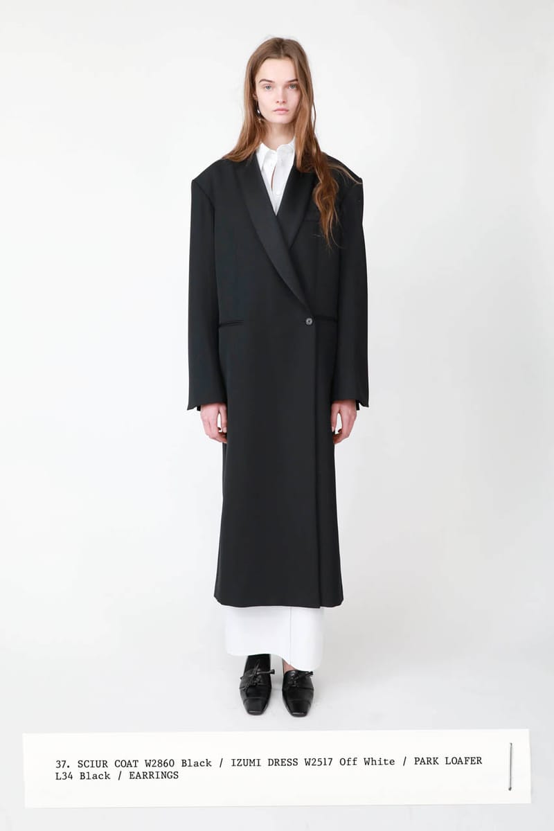 The Row Reveals Spring Summer 2024 Collection Hypebeast   The Row Reveals SpringSummer 2024 Collection 37 