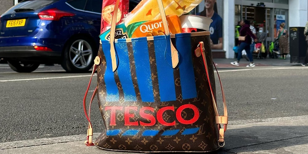 Корбин Шоу прокомментировал продовольственную инфляцию в Великобритании, представив сумку Louis Vuitton, изготовленную по индивидуальному заказу Tesco