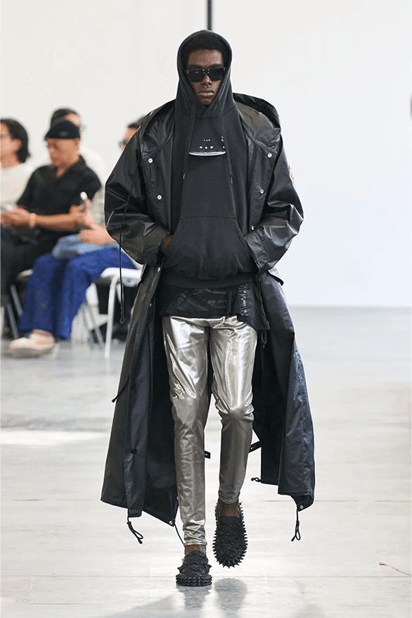 doublet CLACKING LEATHER PANTS サイズM doublet CLACKING LEATHER PANTS サイズM