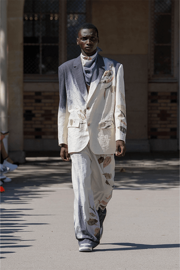 Feng Chen Wang Spring/Summer 2024 Paris Fashion Week | Hypebeast Feng Chen Wang Spring/Summer 2024 Paris Fashion Week | Hypebeast