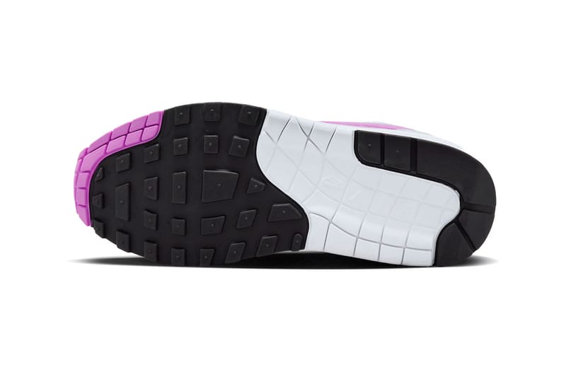 Nike air fucsia hot sale