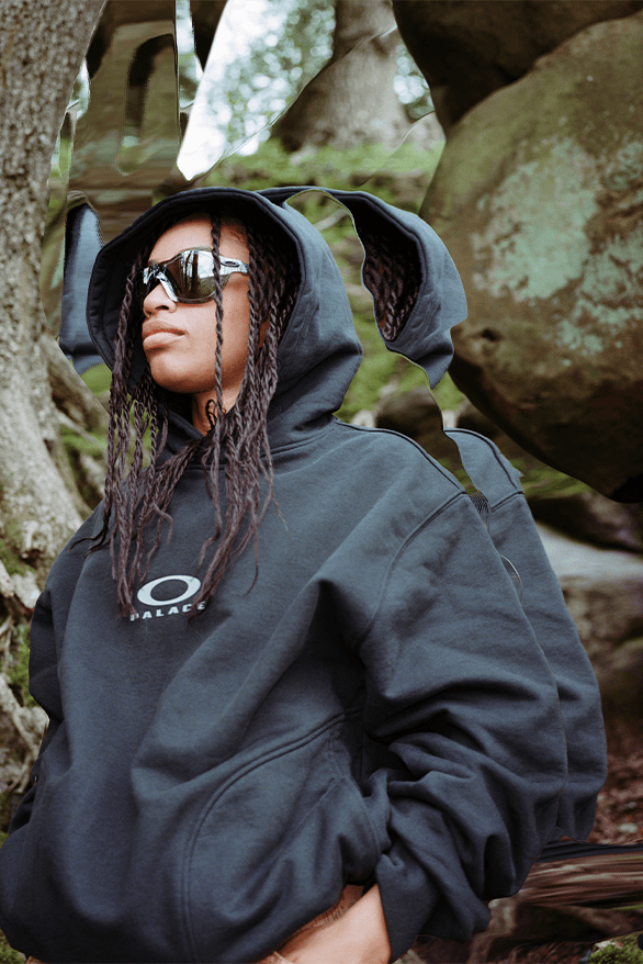 大人気 ☆PALACE X OAKLEY☆ HOOD GREY - 23SS Palace Skateboards x Oakley Summer 2023 Collaboration