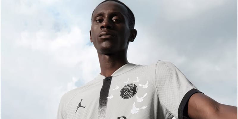 Paris Saint-Germain and 3.PARADIS Present Collaborative Jersey