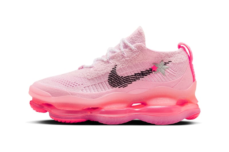 Pink air nike clearance shoes