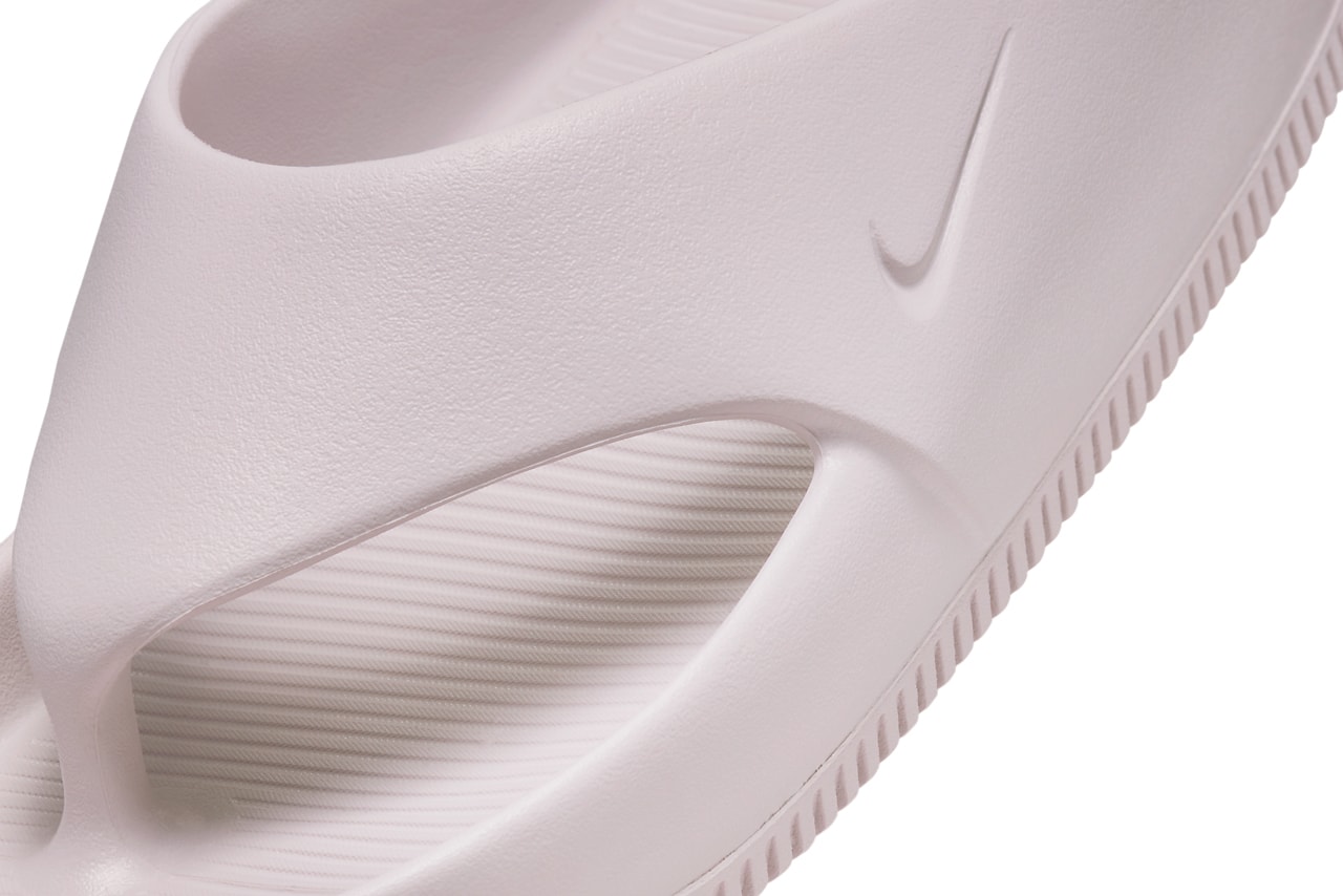 Nike Calm Flip Flop Women's First Look | Hypebeast