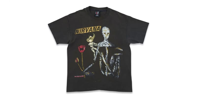 Yves saint laurent outlet graphic tee