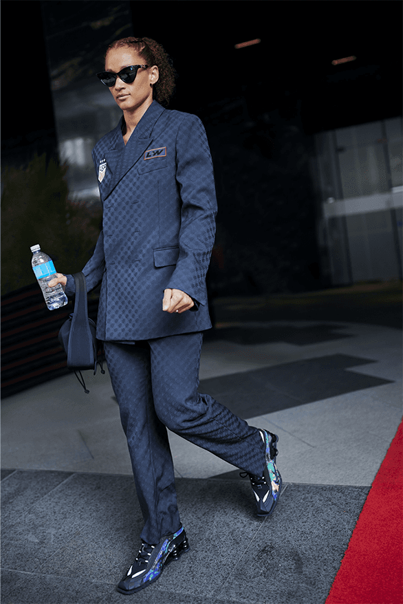 176KB 2001 null null null null 21 null 6 1 2003 null 4vWqwIFmsKt4 M