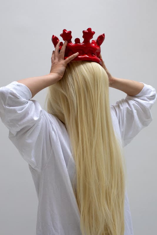 Cj Hendry's Treasure Hunt of 1,000 Inflatable Crowns | Hypebeast