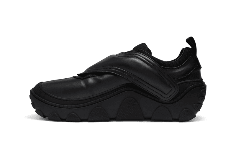 【関税込み】Kiko Kostadinov ブラック Tonkin Hybrid サンダル Kiko Kostadinov Tonkin Strap Shoe kkaw23ft03 | Hypebeast