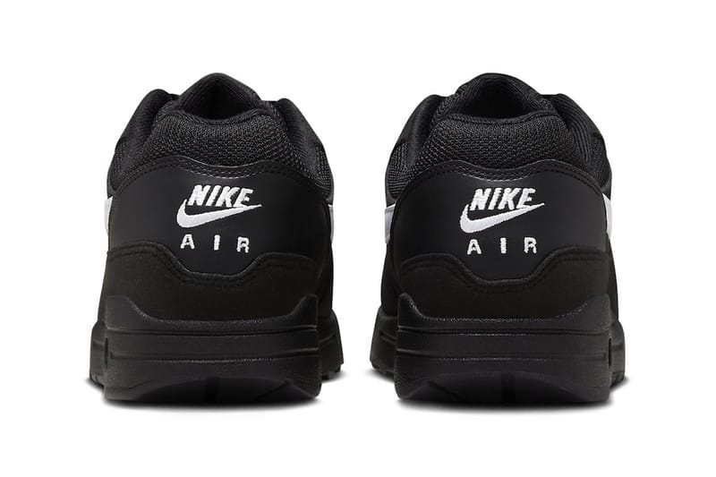 Womens air best sale max 1 black