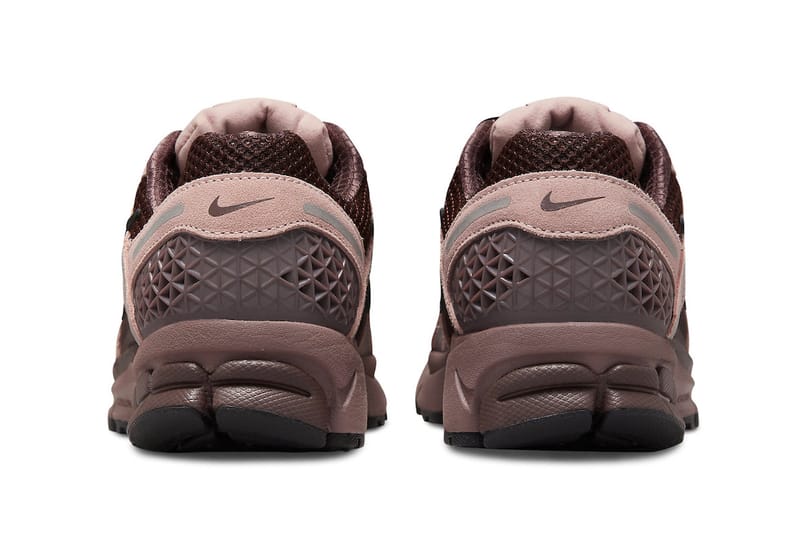 Nike ボメロ 5 Vomero 5 Pink Plum Eclipse Nike Zoom Vomero 5 Arrives in 