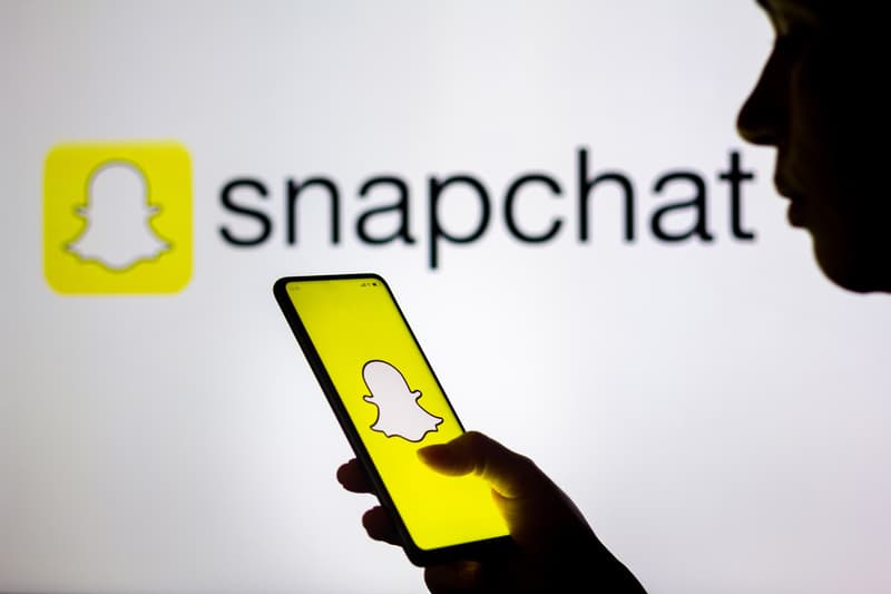 Snapchat Launches Generative Ai Feature Dreams Hypebeast Snapchat Launches Generative Ai Feature Dreams Hypebeast