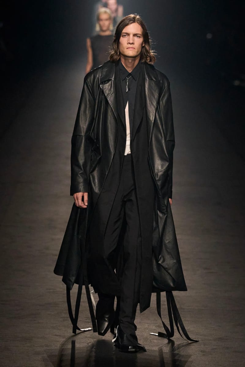 Ann Demeulemeester Spring Summer 2024 Collection Hypebeast   Ann Demeulemeester Ss24 Spring Summer 2024 Collection Paris Fashion Week Runway 38 