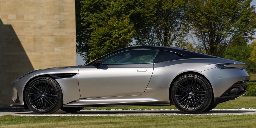 Более пристальный взгляд на Aston Martin DB12 2024 года
