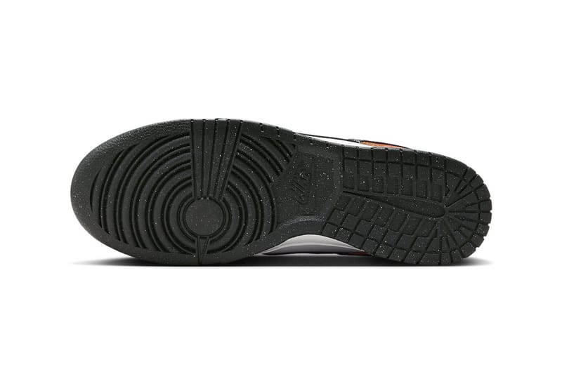 NIKE ☆ Dunk Low ‘Starry Swoosh’ Buy Dunk Low 'Starry Swoosh' - FV6909 800 | GOAT