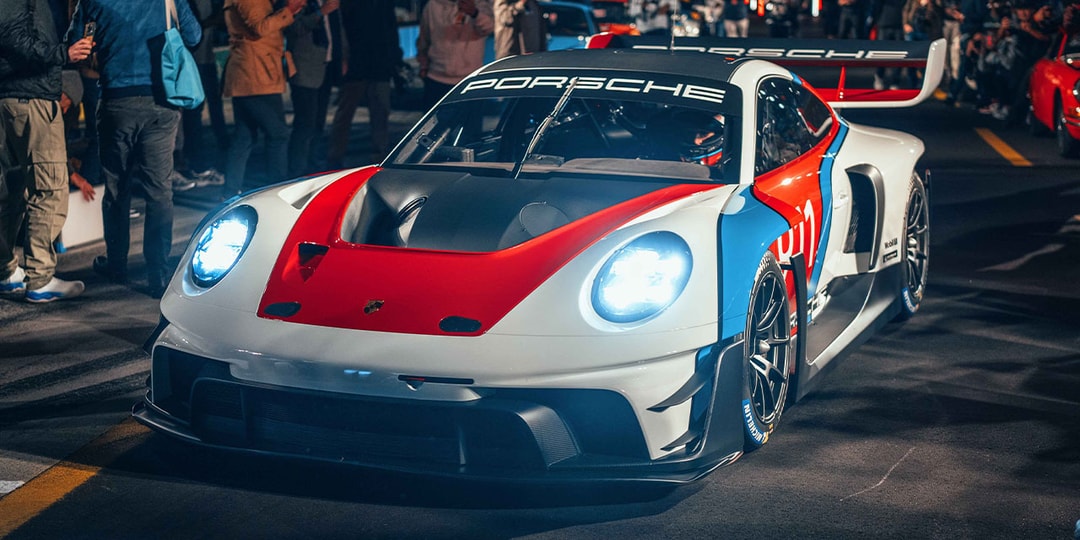 Porsche представляет совершенно новый 911 GT3 R Rennsport