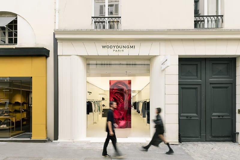 WOOYOUNGMI Opens New Flagship Store in Paris on Rue Saint-Honoré ...トップス