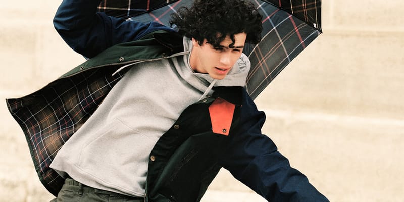 関税負担なし☆MAISON KITSUNE BARBOUR フーディー Barbour × Maison Kitsuné》FOX ロゴ フード パーカー｜トップス