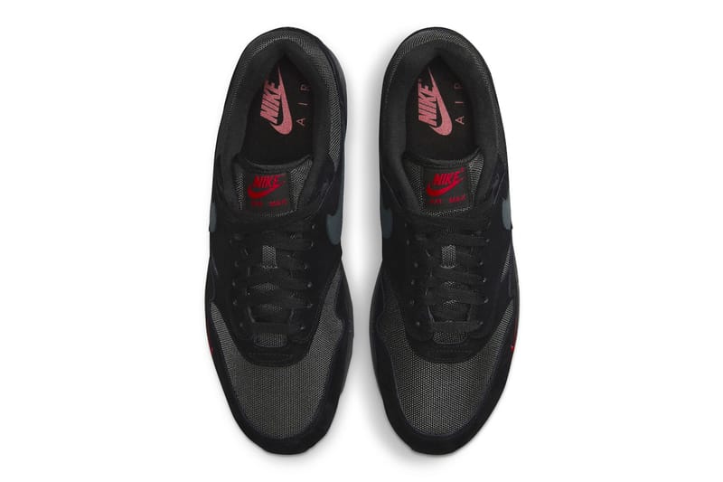 Air max 1 bred hotsell mini swoosh