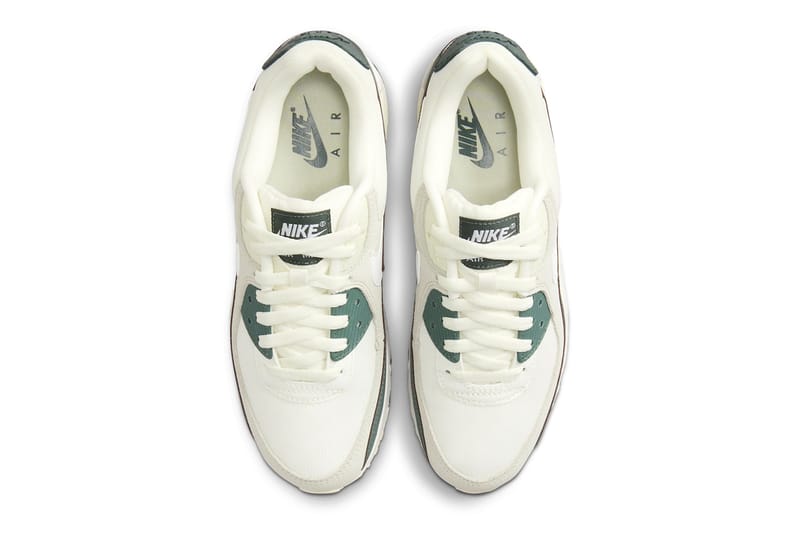 Air max clearance green and white