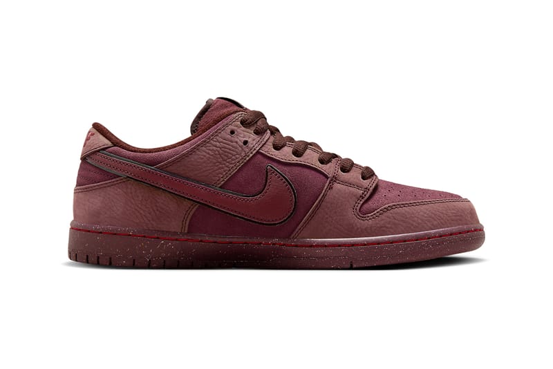 Nike store sb maroon