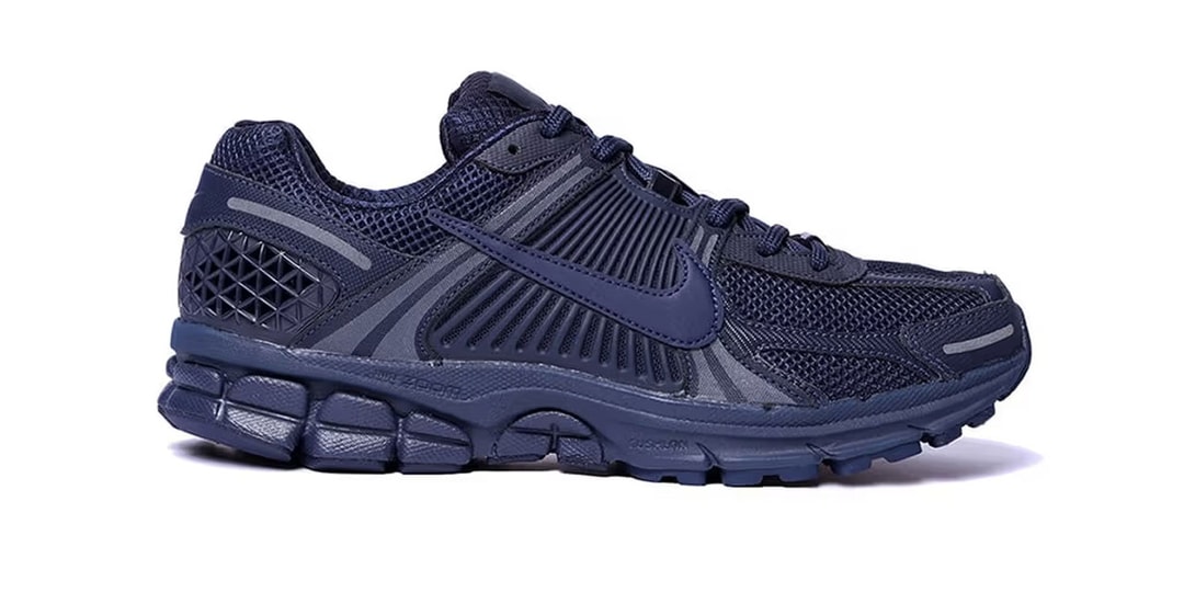 СОФНЕТ.  Выпускает «Soft Navy Pack», включающий Nike Zoom Vomero 5