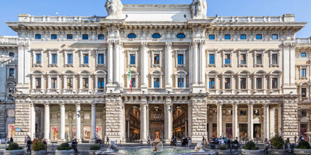 Uniqlo откроет флагманский магазин в Риме
