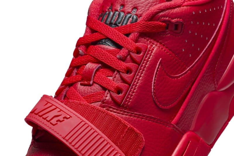 Red nike shoes with on sale straps