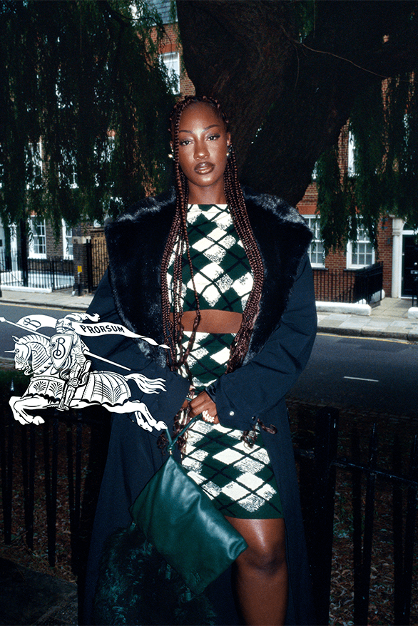ドイツ製 AONSONS 別注　BURBERRY チェック柄　セットアップ　緑 Front Row at Burberry RTW Spring 2024 [PHOTOS]