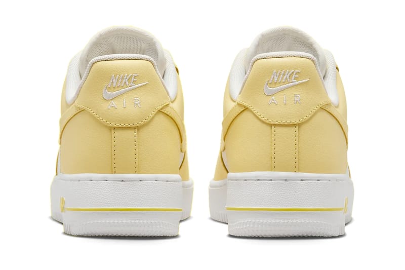 Nike air force cheap 1 07 bicycle yellow