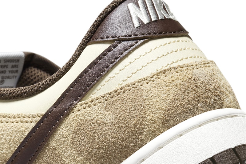 dunk low giraffe in feet