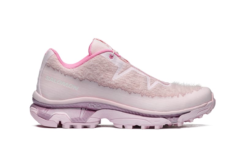 Pink deals salomon shoes