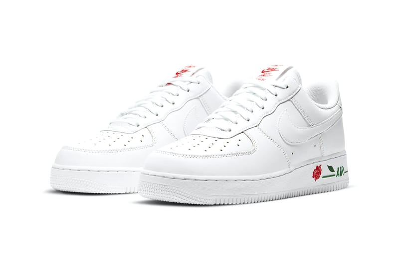 Air force ones hot sale with roses on them