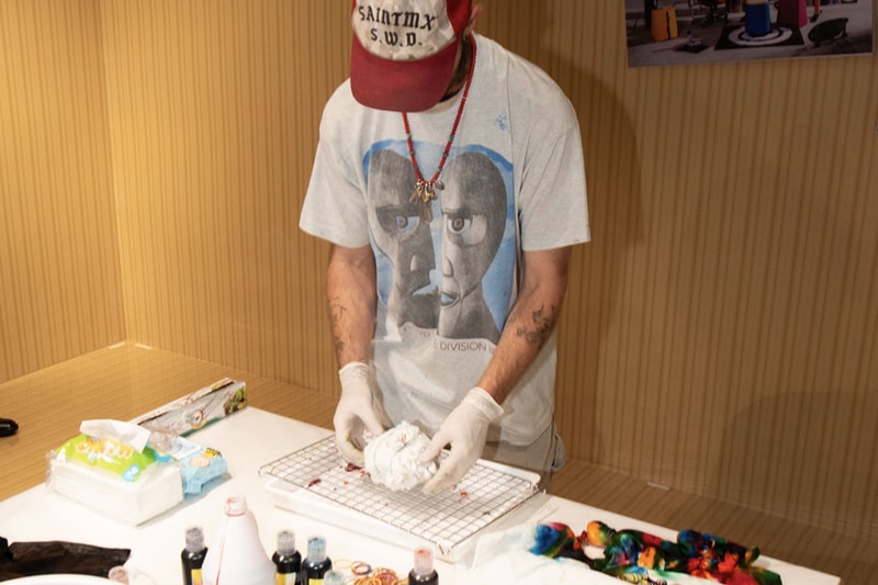 round 2 store sean wotherspoon