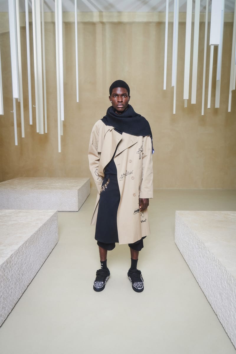 1989 STUDIO パーカー ベージュ FW24/25 1989 Studio Fall/Winter 2024 Collection | Hypebeast