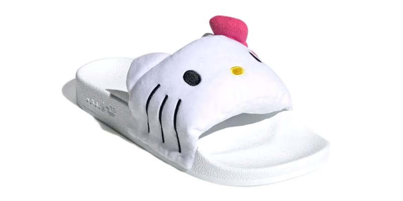 Hello kitty puma 90 best sale