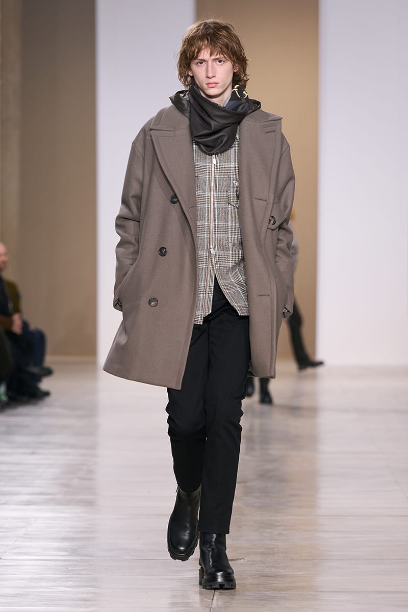 Hermes Fall Winter 2024 At Paris Fashion Week Hypebeast   Hermes Fall Winter 2024 Paris Fashion Week Menswear Runway 017 