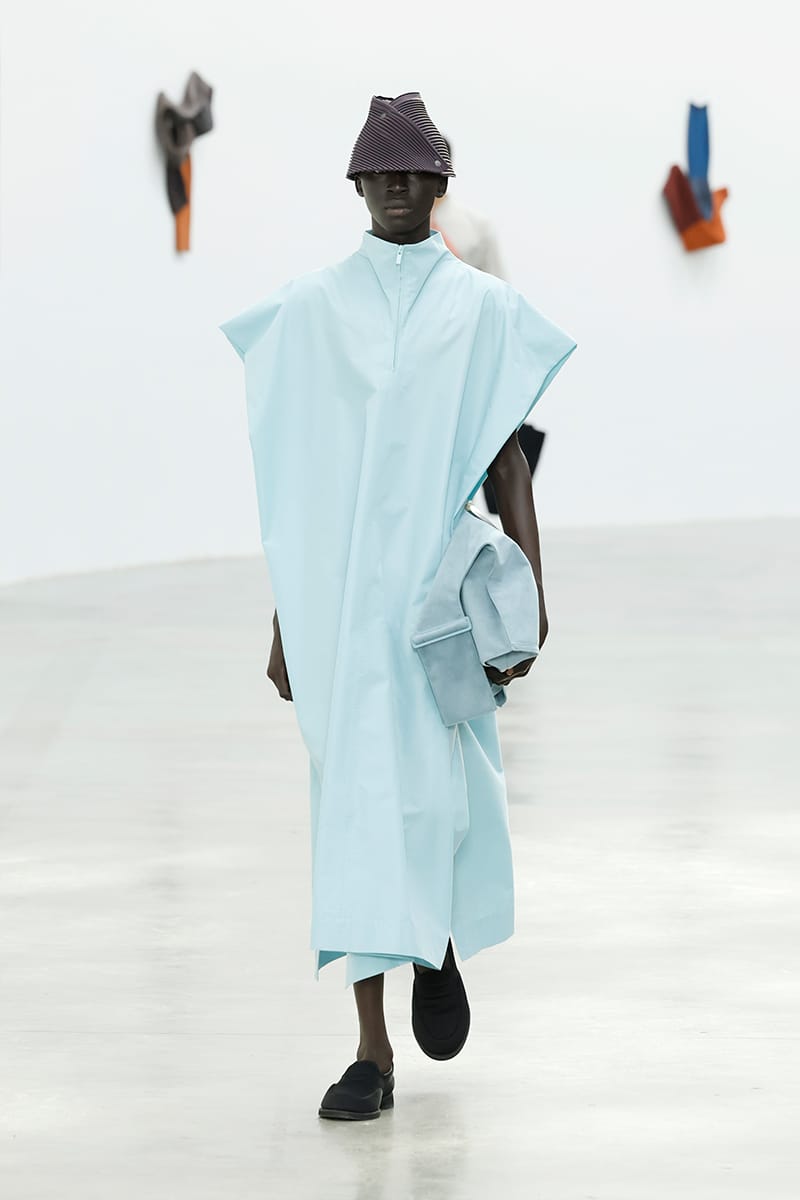 Issey Miyake Fall/Winter 2024 at Paris Fashion Week | Hypebeast
