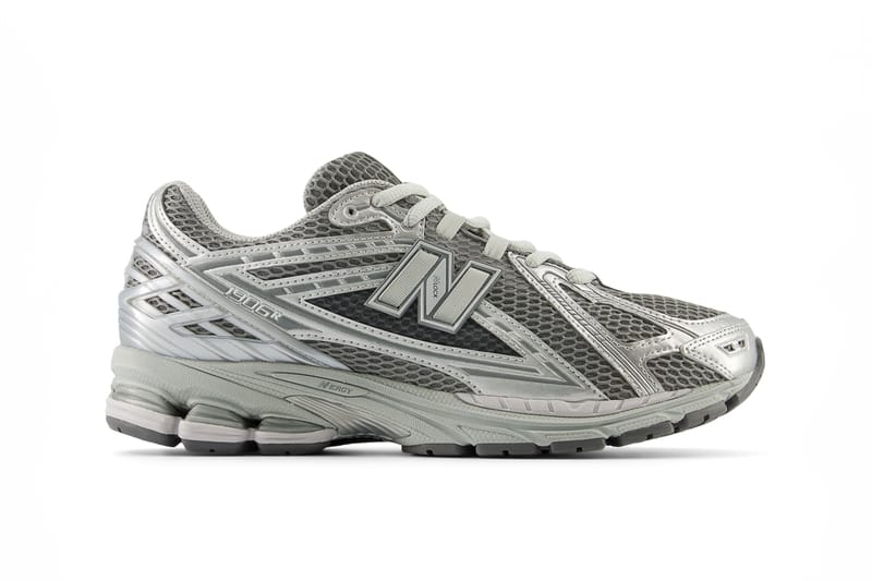 New balance 5 on sale metallic