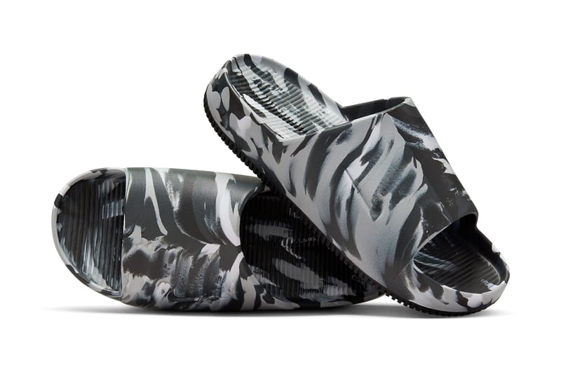 Nike camo outlet sandals