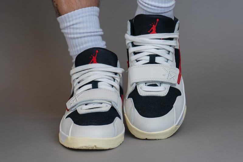 Travis scott jordan on sale red